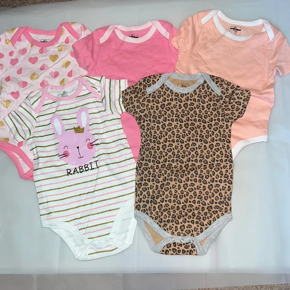 Baby Essentials and others onesies bundle - Picture 1 of 1